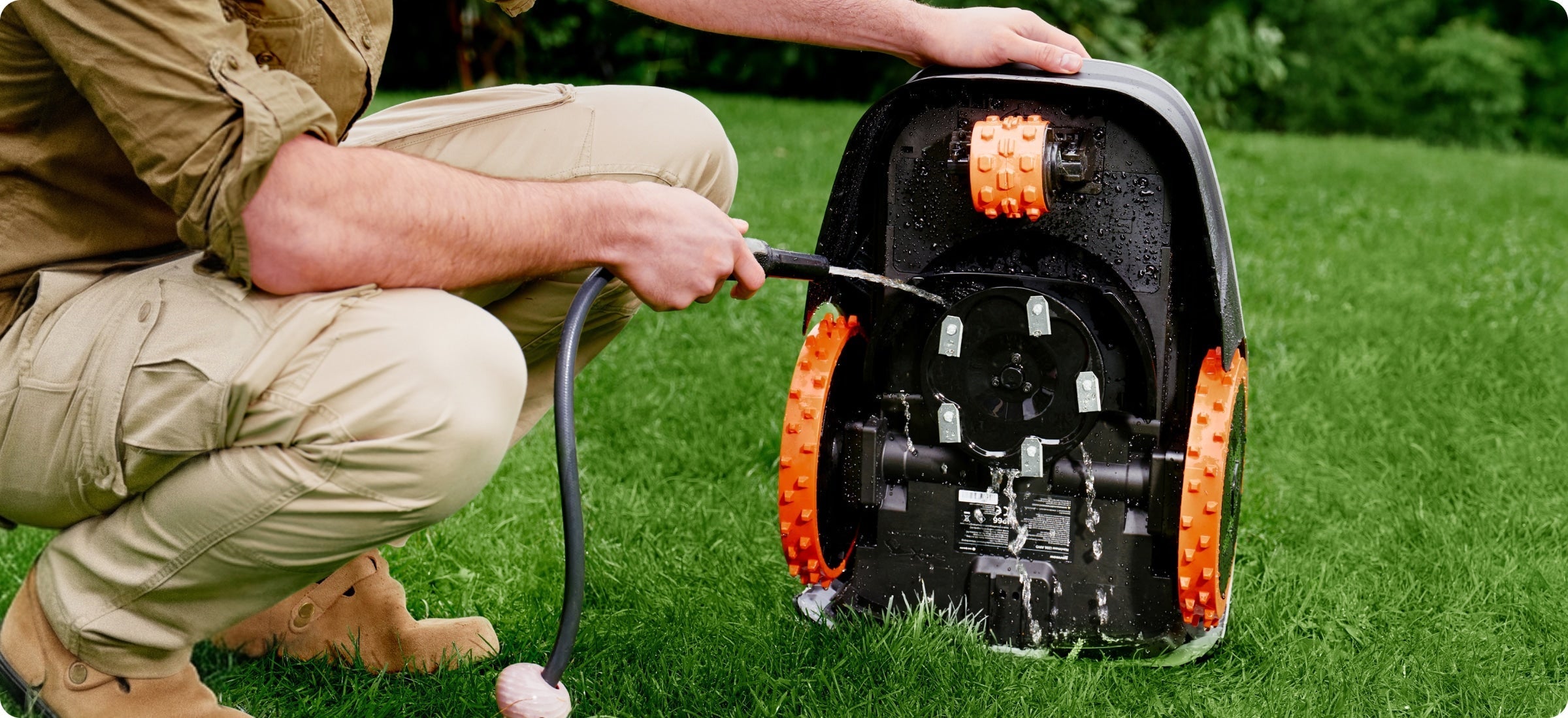 <p>Built to withstand rain, dust, and dirt. Easy to rinse clean for effortless maintenance.</p>