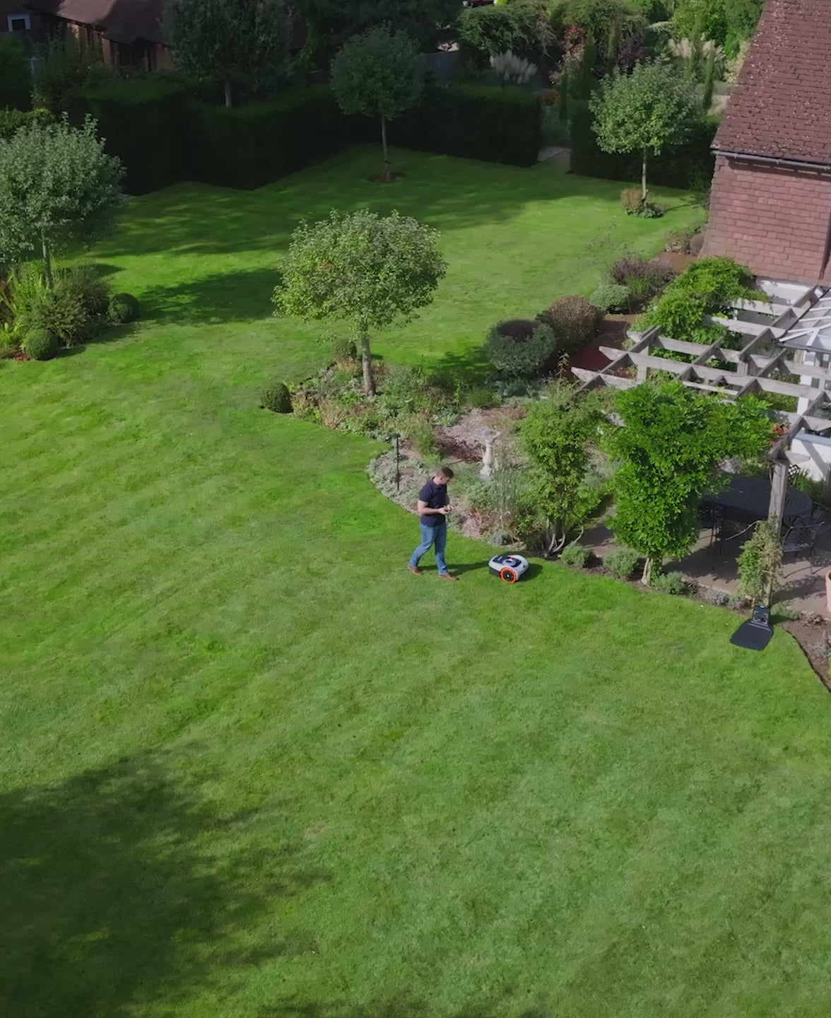 Load video: <p>Discover the perfect spot for your charging dock and antenna base with our advanced antenna location finder. Get tailored recommendations for optimal installation, ensuring a fast, seamless, and surprisingly efficient start to your Navimow lawn care journey.</p>