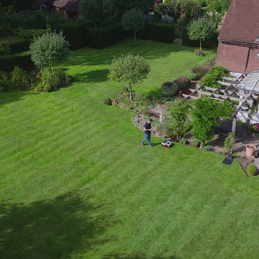 Load video: <p>Discover the perfect spot for your charging dock and antenna base with our advanced antenna location finder. Get tailored recommendations for optimal installation, ensuring a fast, seamless, and surprisingly efficient start to your Navimow lawn care journey.</p>